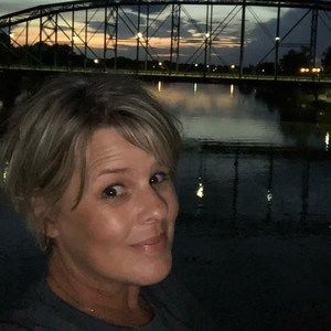 Meet your Posher, Melanie